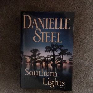 Southern Lights By Danielle Steel